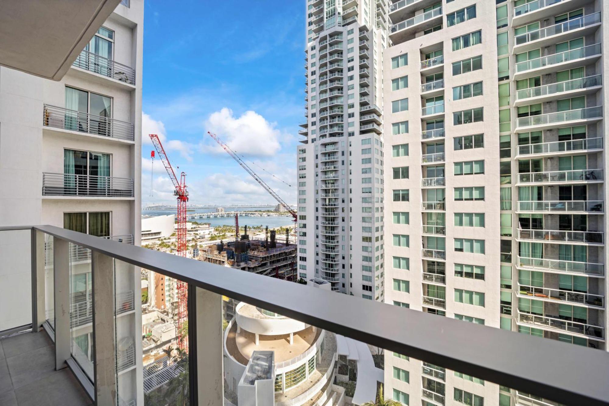 - Casiola Studio'S - Near Cruise Terminal, Bayfront Park And Kaseya Center Miami Exterior photo